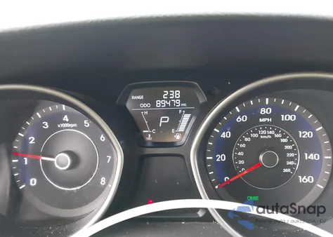 2013 Hyundai Elantra Gls/Limited z USA, uszkodzony, nr VIN 5NPDH4AE1DH218453